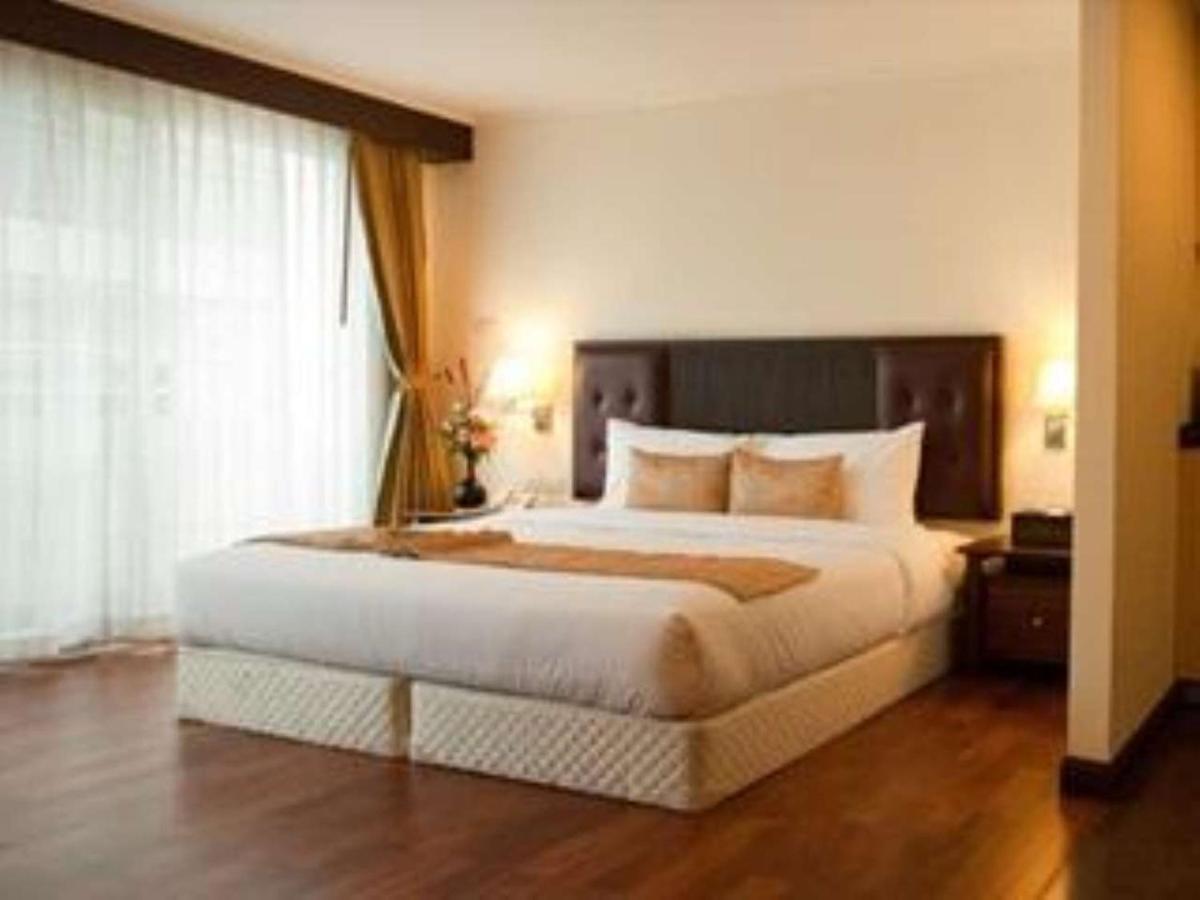 S.M. Grande Residence Банкок Екстериор снимка