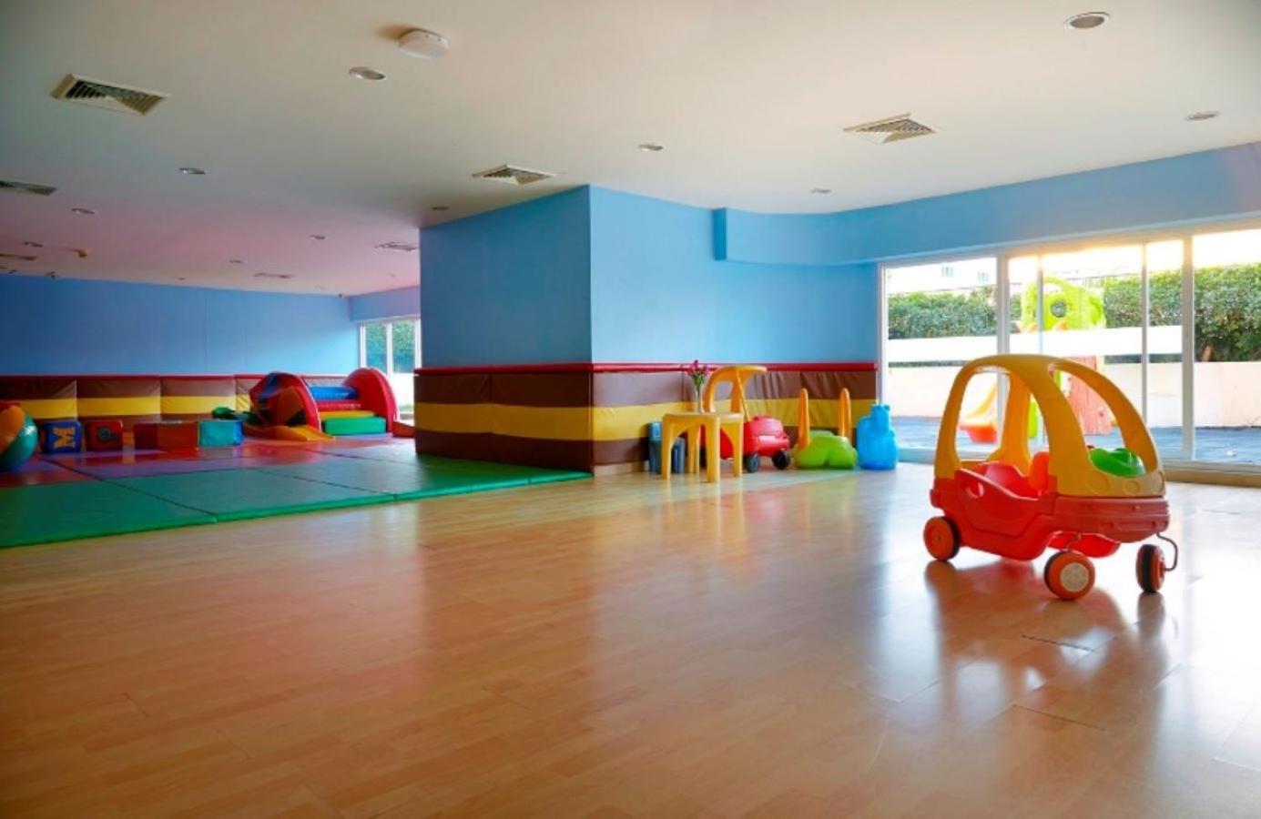 S.M. Grande Residence Банкок Екстериор снимка